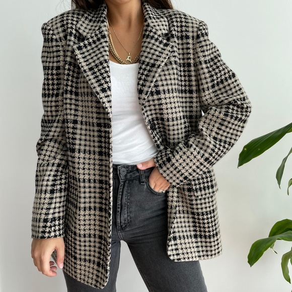 Escada Jackets & Blazers - Escada houndstooth wool blazer jacket
